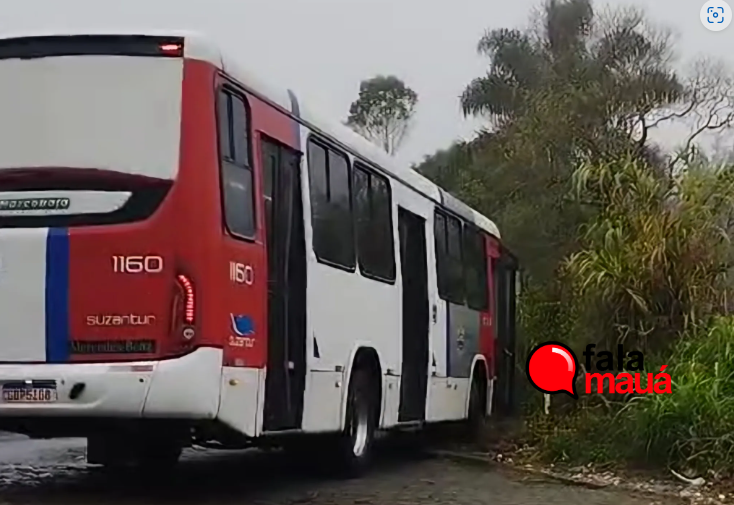 ACIDENTE COM ÔNIBUS DA SUZANTUR EM MAUÁ