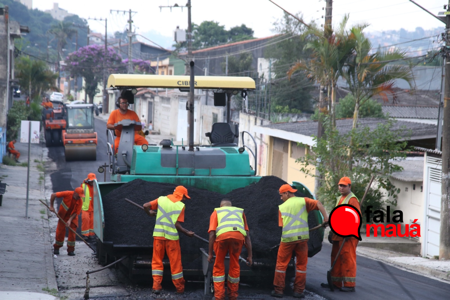 RUAS DA VILA GUARANI E REGIÃO SÃO RECAPEADAS PELA PREFEITURA DE MAUÁ