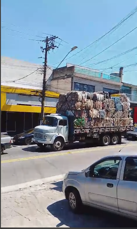 Moradores Cobram Fiscalização Urgente para Caminhões que Arrancam Fios em Mauá