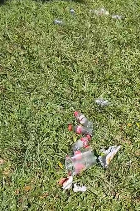 Paço Municipal de Mauá amanhece tomado por lixo e gera revolta