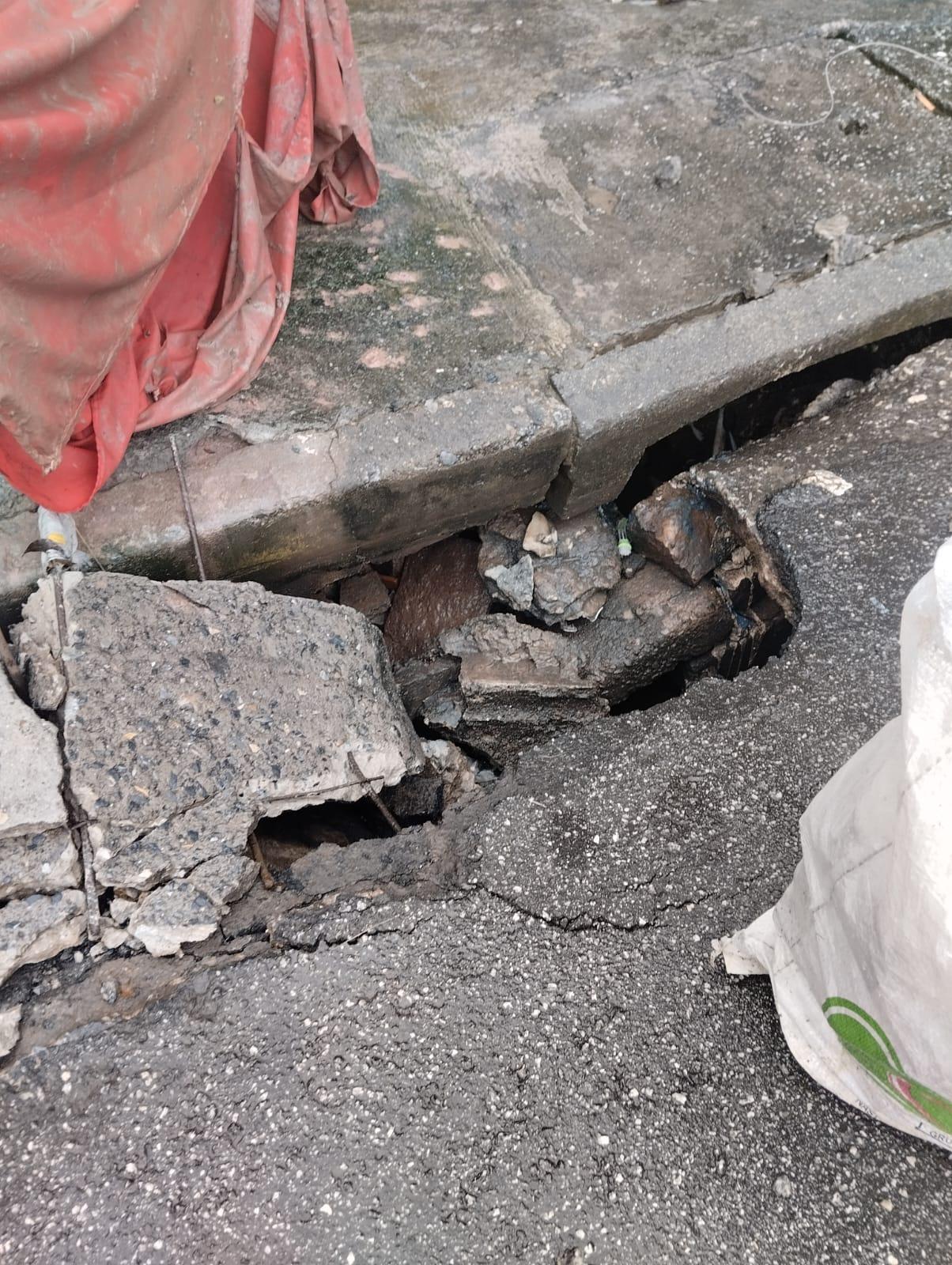 BURACO NA FRENTE DE RESIDÊNCIA PREOCUPA MORADORES NA RUA JOÃO SALVADOR PERES, EM MAUÁ