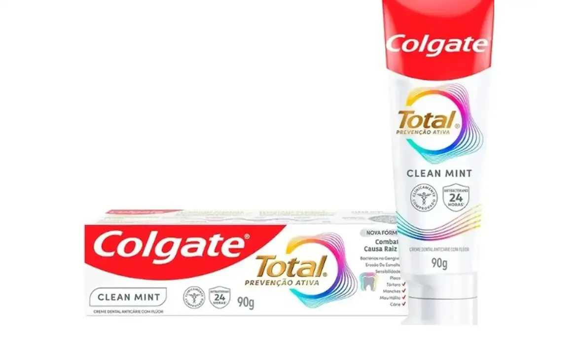 Anvisa volta a interditar cautelarmente o creme dental Colgate Total Clean Mint após empresa retirar recurso