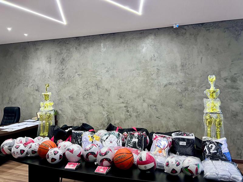 MAUÁ RECEBE NOVOS KITS ESPORTIVOS E FORTALECE ATIVIDADES GRATUITAS NOS BAIRROS