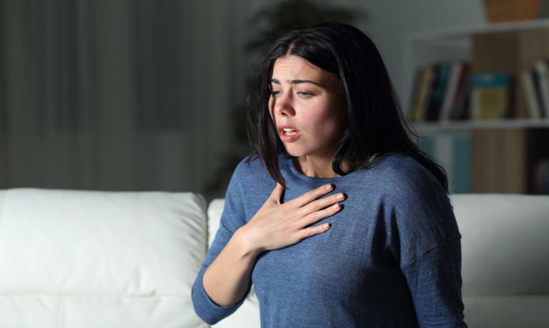 PRESSÃO ALTA OU ANSIEDADE? ENTENDA A RELAÇÃO E COMO SE PREVENIR