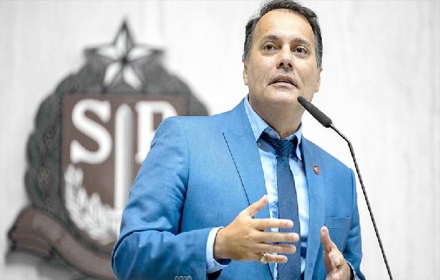 TRE-SP mantém condenação de Atila Jacomussi por propaganda eleitoral negativa em Mauá