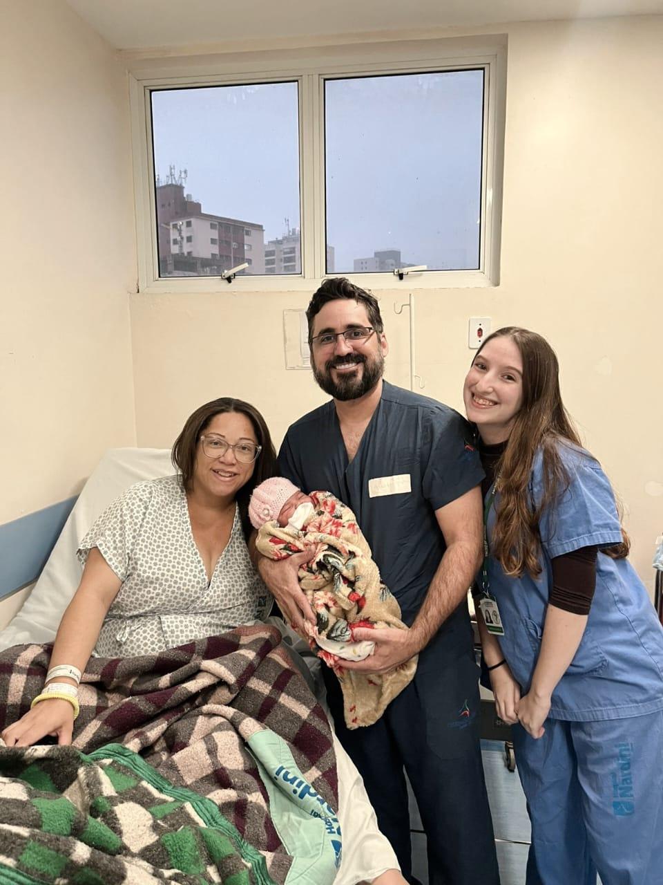 PARTO HUMANIZADO NO HOSPITAL NARDINI ENCANTA MÃE EM SUA ÚLTIMA EXPERIÊNCIA NA MATERNIDADE