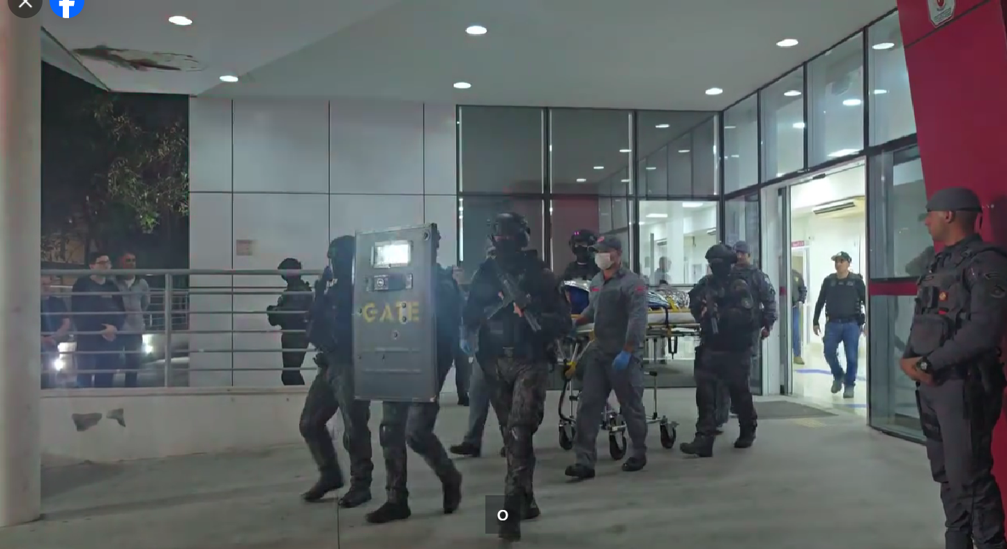 REFÉNS LIBERTOS NO HOSPITAL SANTA HELENA APÓS AÇÃO DO GATE