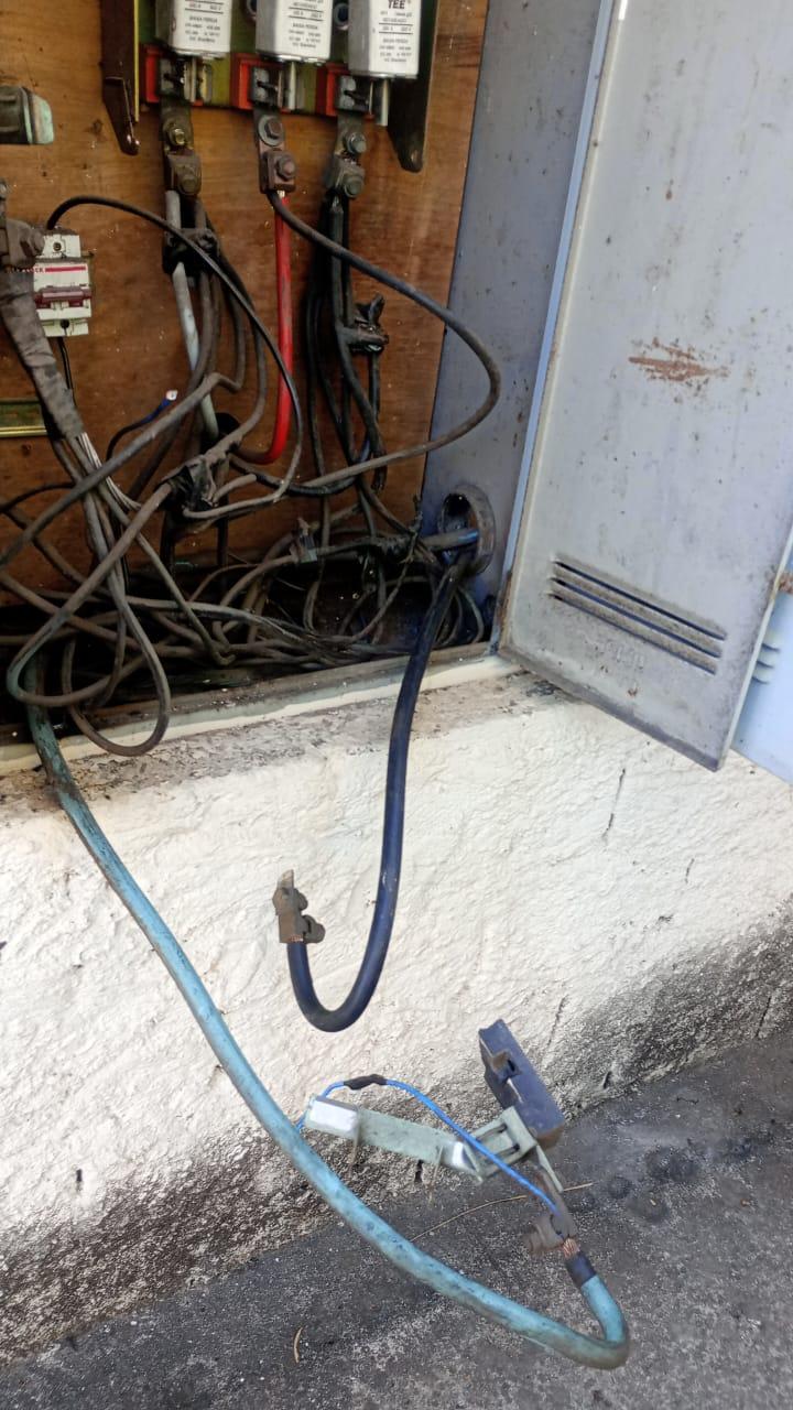 VANDALISMO EM MAUÁ: ALMOXARIFADO CENTRAL TEM FIOS CORTADOS