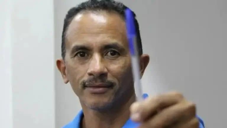 CANETA AZUL E O RECOMEÇO DO SUCESSO À DIFICULDADE