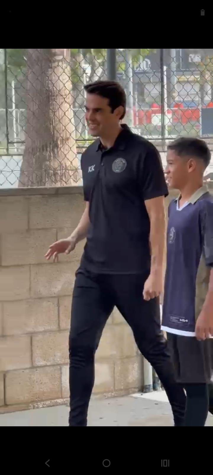 JOVEM TALENTO DE MAUÁ BRILHA NOS EUA E CONQUISTA TÍTULO INTERNACIONAL COM PRESENÇA DE KAKÁ