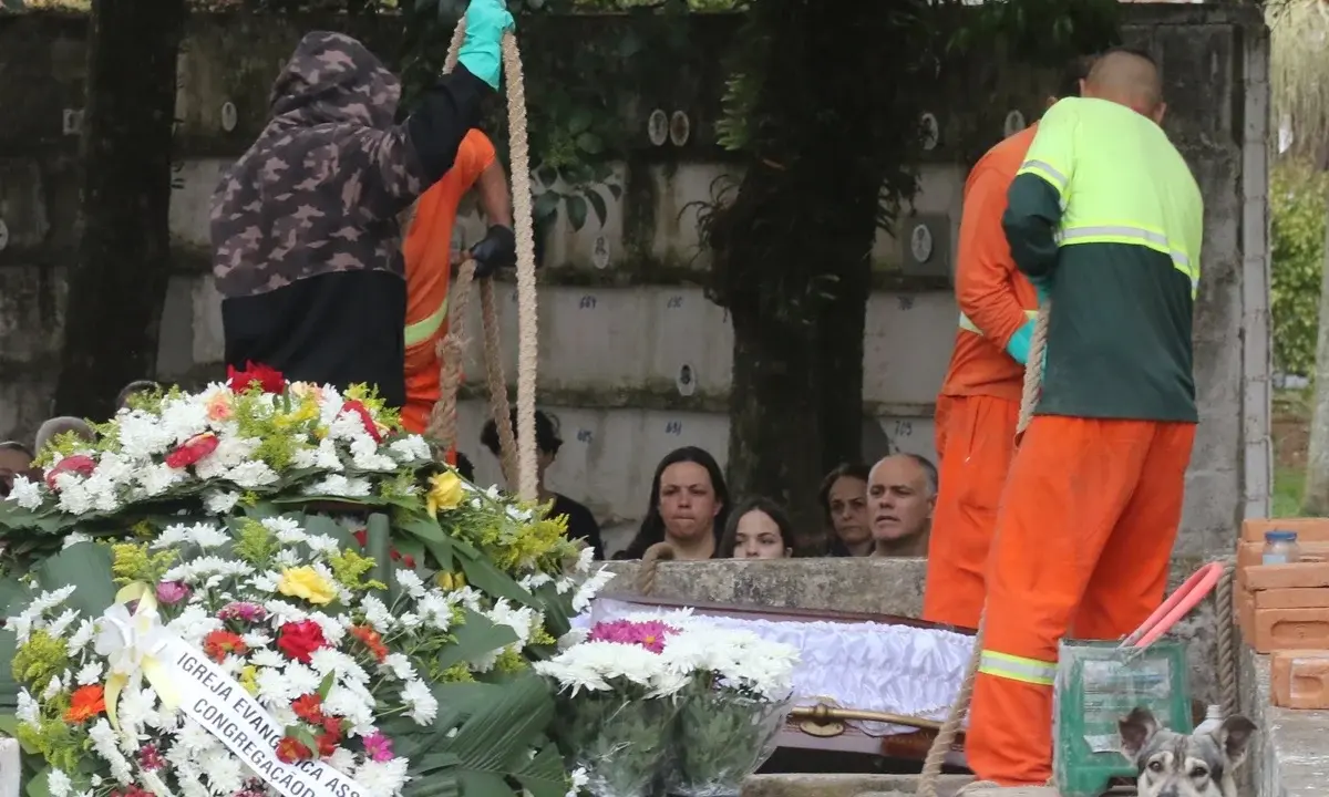 MAUÁ ABRE LICITAÇÃO DE R$ 2,7 MILHÕES PARA SERVIÇO FUNERÁRIO