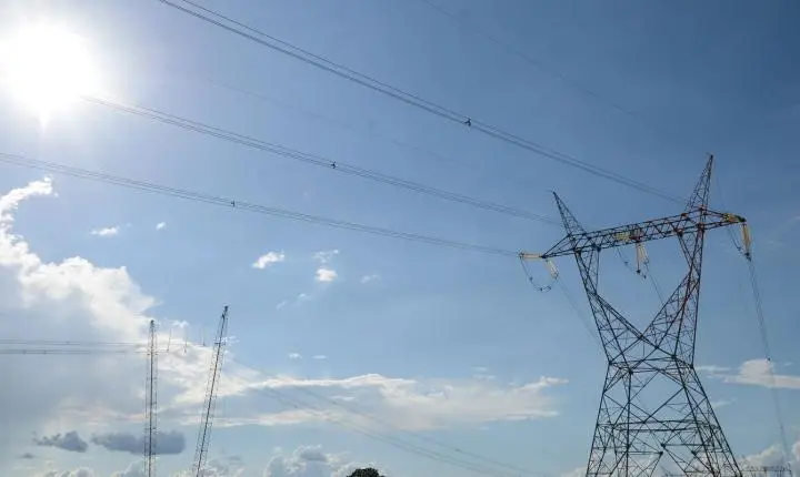 Aneel sorteia mais quatro lotes de transmissão de energia