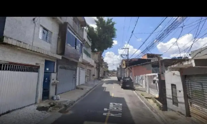 ENTREGADOR REAGE A ASSALTO E DOIS SUSPEITOS MORREM