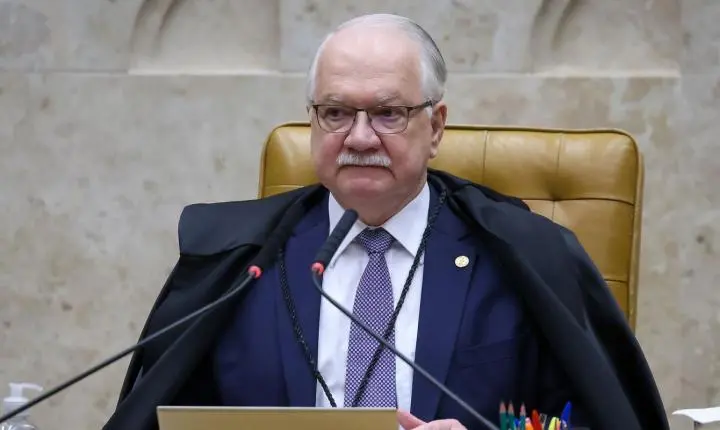 Fachin suspende decisões de Mendonça e Dino sobre diretor da PF 