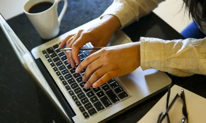 ONU Mulheres oferece formação digital gratuita; saiba como participar